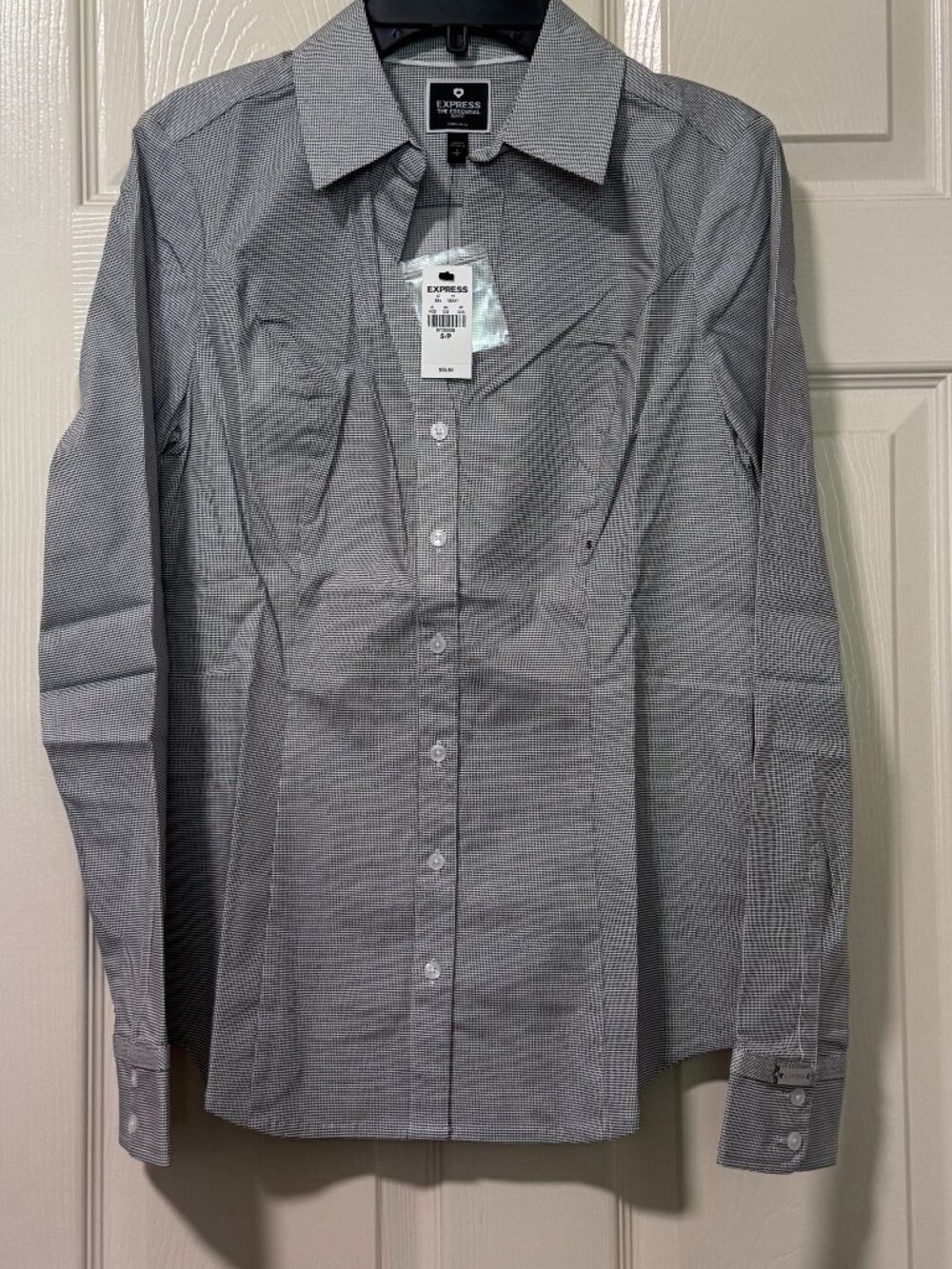 NWT Express Essential shirt, size small, black/white/gray
